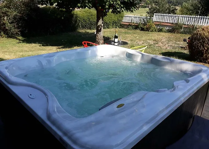 La Massonniere Et D'hotes Pensión Mondion